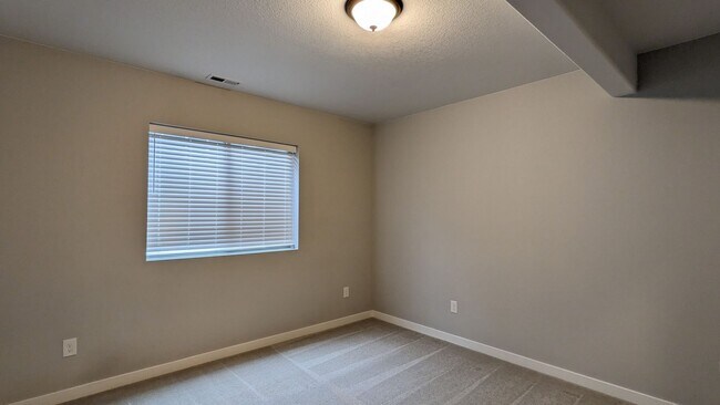 Building Photo - BEAUTIFUL NORTHGATE RANCH HOME WITH FINISH...