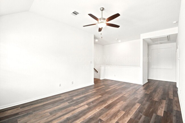 Building Photo - 1202 Vilamoura Ct