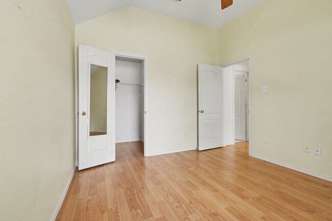 Building Photo - 4564 Postbridge Dr