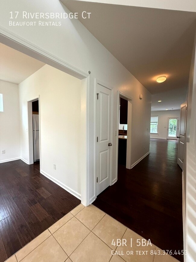 Building Photo - 17 Riversbridge Ct