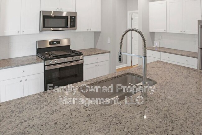 Building Photo - 557 Spanish Wells Rd