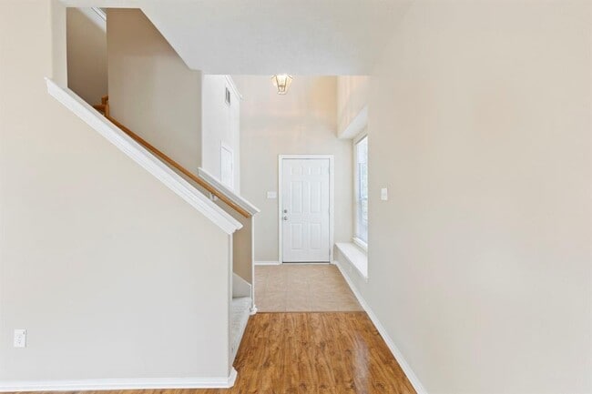 Building Photo - 106 E Stedhill Loop