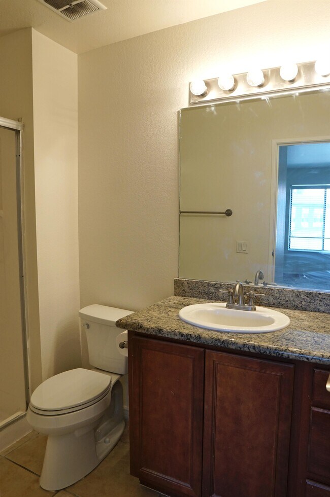 Building Photo - 43376 Cook St