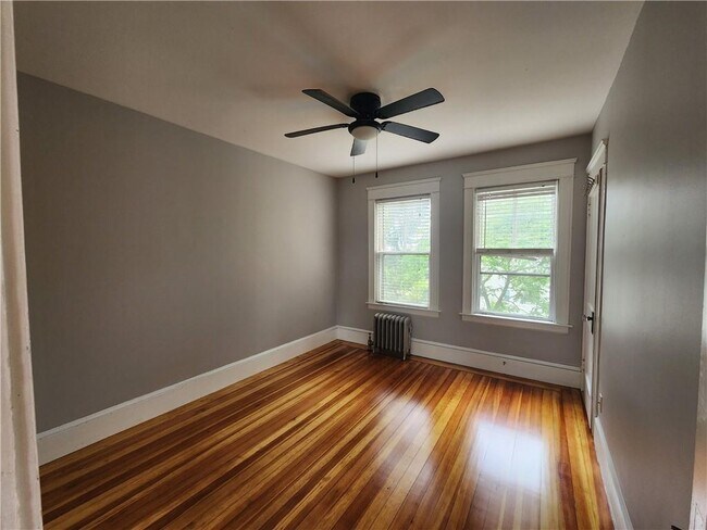 Building Photo - 58 2nd St