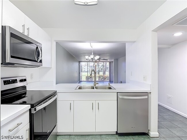 Building Photo - 1086 Forest Lakes Dr