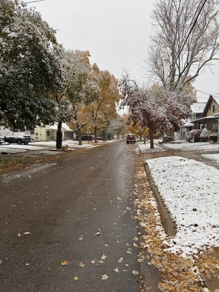 Building Photo - 1856 S Rundle Ave