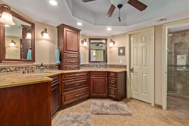 Building Photo - 2326 W Lompoc Cir