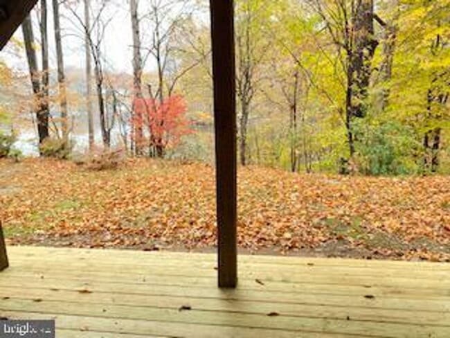 Building Photo - 15653 Montview Dr