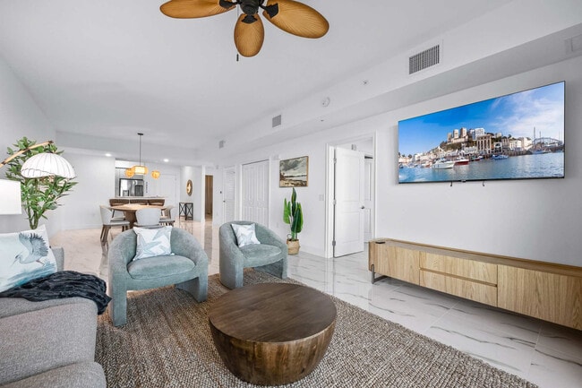 Building Photo - 701 Pilot Ln