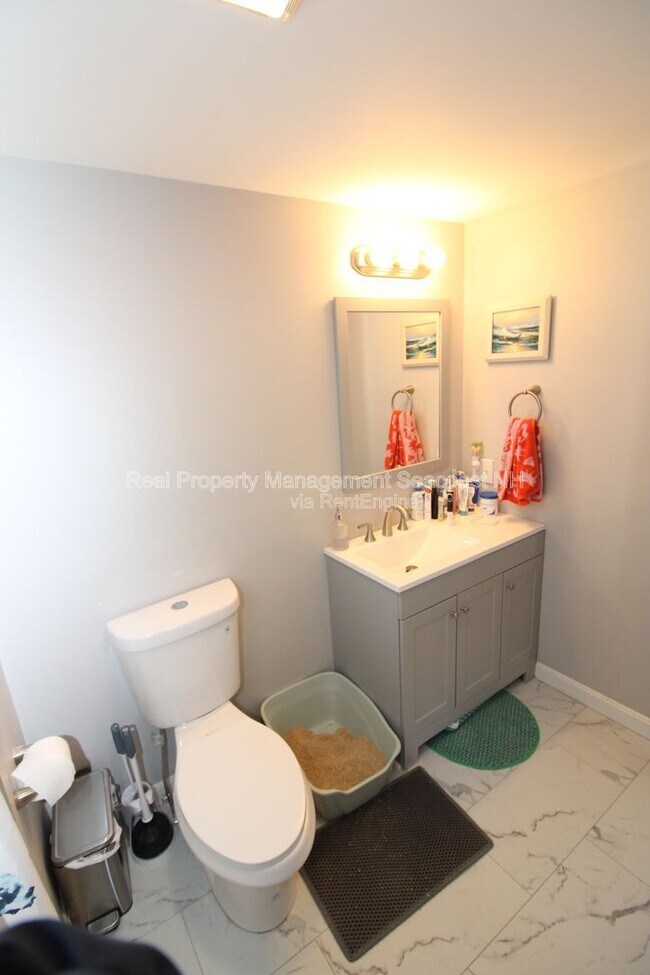 Building Photo - 61 Third St