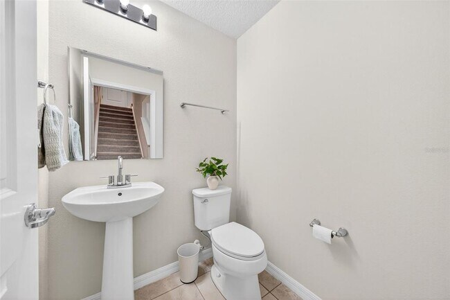 Building Photo - 5103 Caspian St