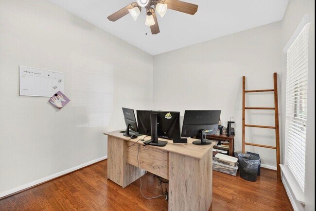 Building Photo - 15226 Olmstead Park Dr