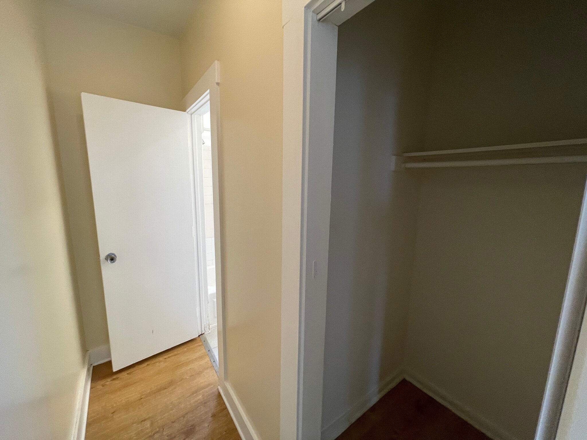 Building Photo - 327 Greenwich Ave