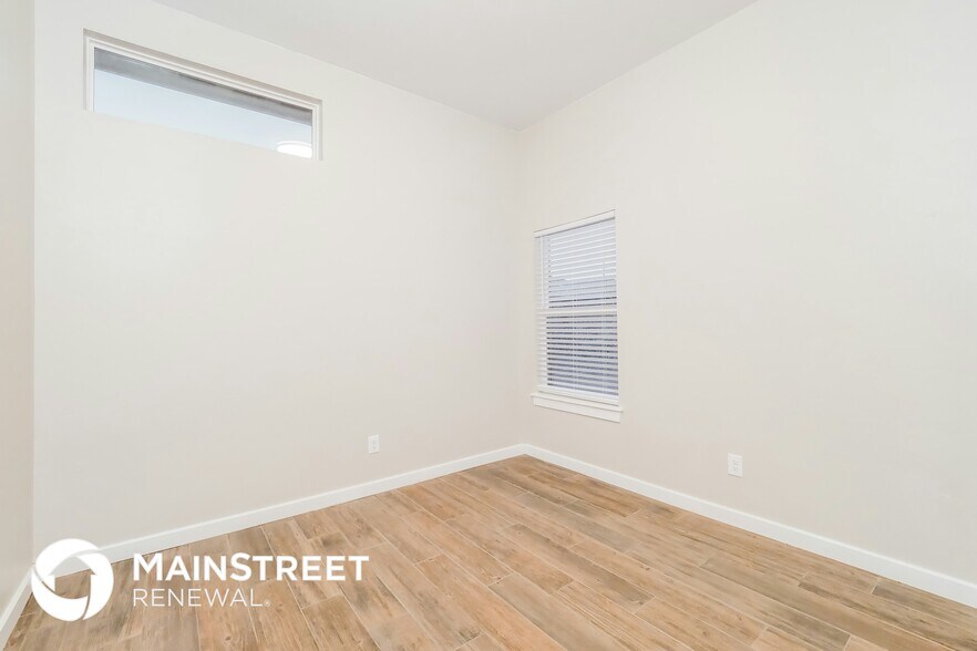 Building Photo - 11217 Paradise Out Ln