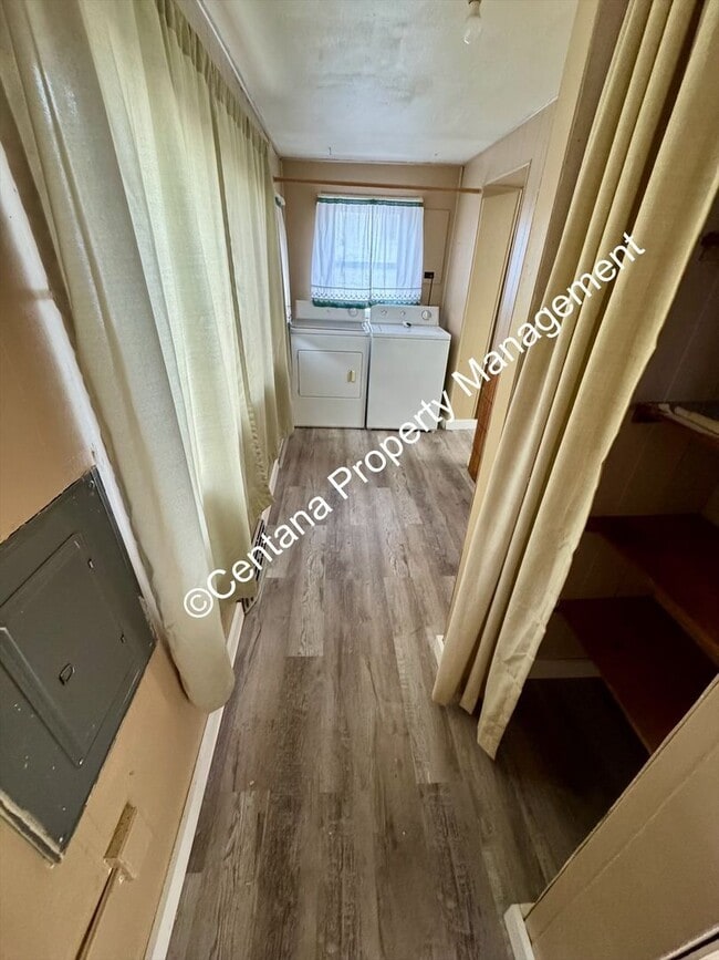 Building Photo - 2 Bedroom 1 bath in heart Butte