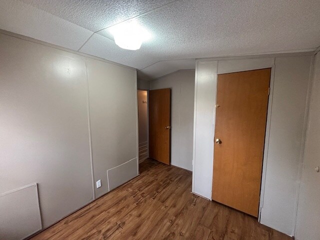 Building Photo - 130 Horse Creek Park Rd