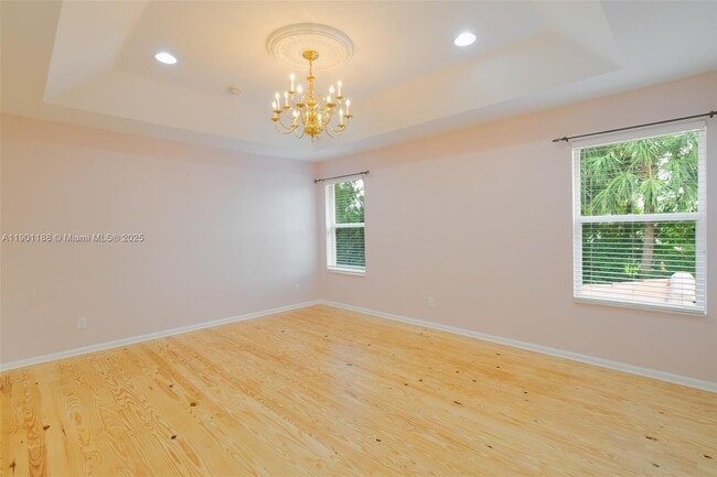 Building Photo - 9065 Silver Glen Way