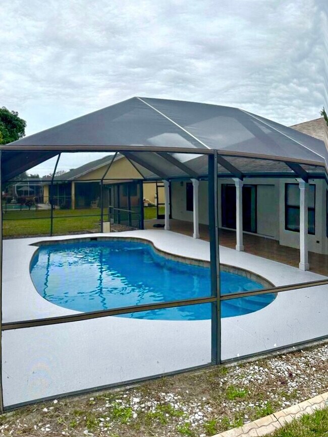 Primary Photo - 5400 NW Emblem St