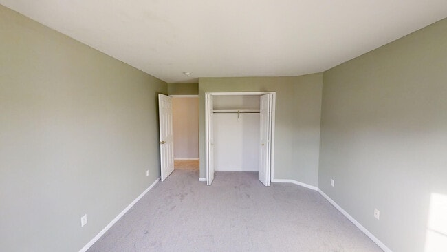Building Photo - 1829 Michelle Ct