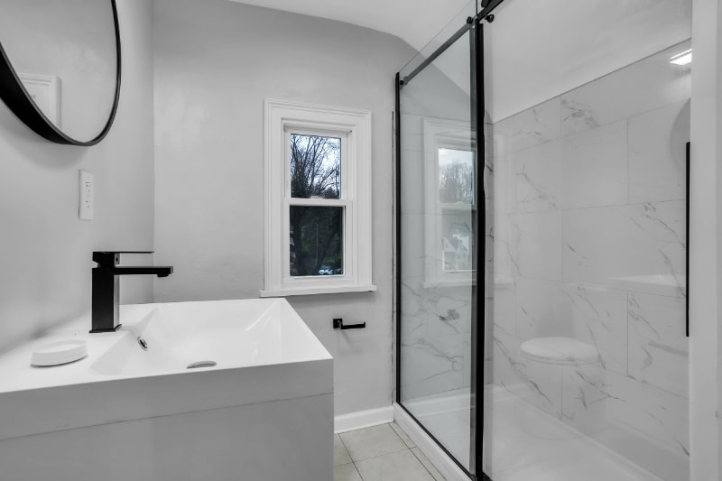 Building Photo - 1209 Cloverfield Dr