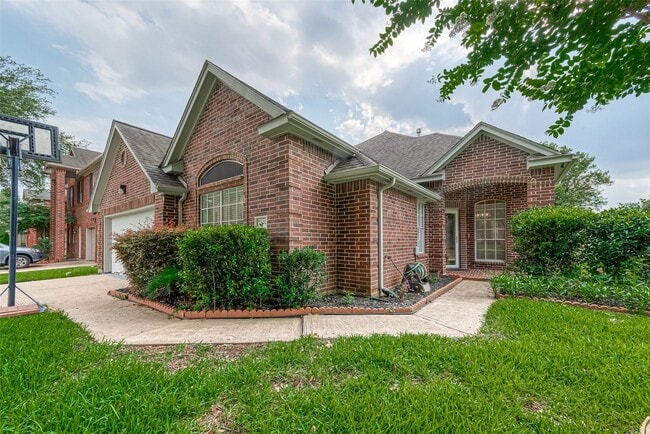 Building Photo - 7302 Colony View Ln