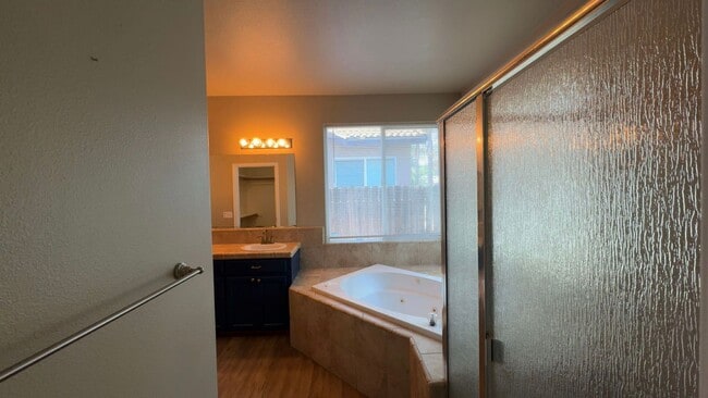Building Photo - Beautiful Home for Rent in NW Shannon Ranch