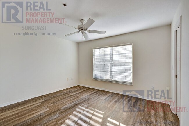 Building Photo - 4220 Players Pl