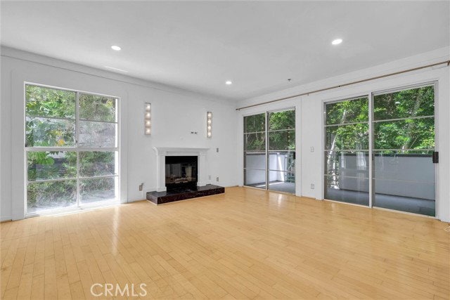 Building Photo - 1401 S Bentley Ave