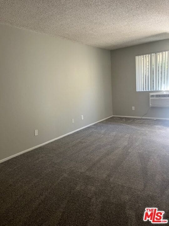 Building Photo - 10540 Balboa Blvd