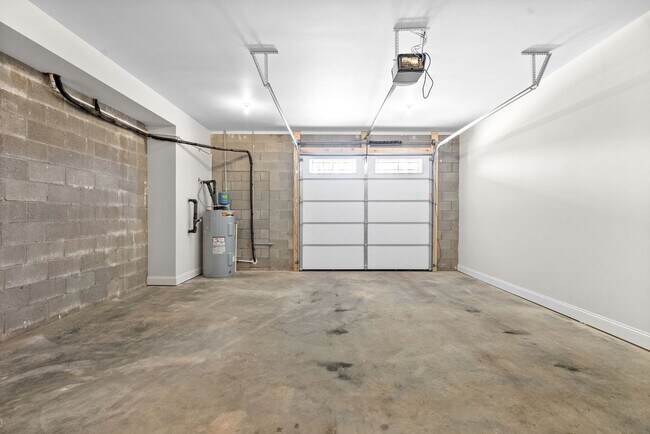 Building Photo - 500 Peachers Mill Rd