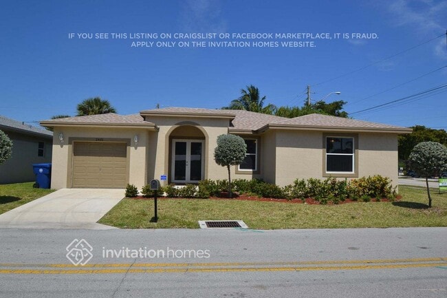 Building Photo - 2401 NE 15th Ave