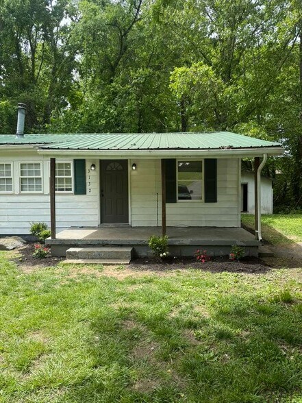 Building Photo - 3132 Knoxville Hwy