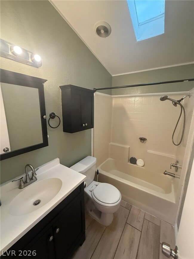 Building Photo - 5533 Wheatfield Dr