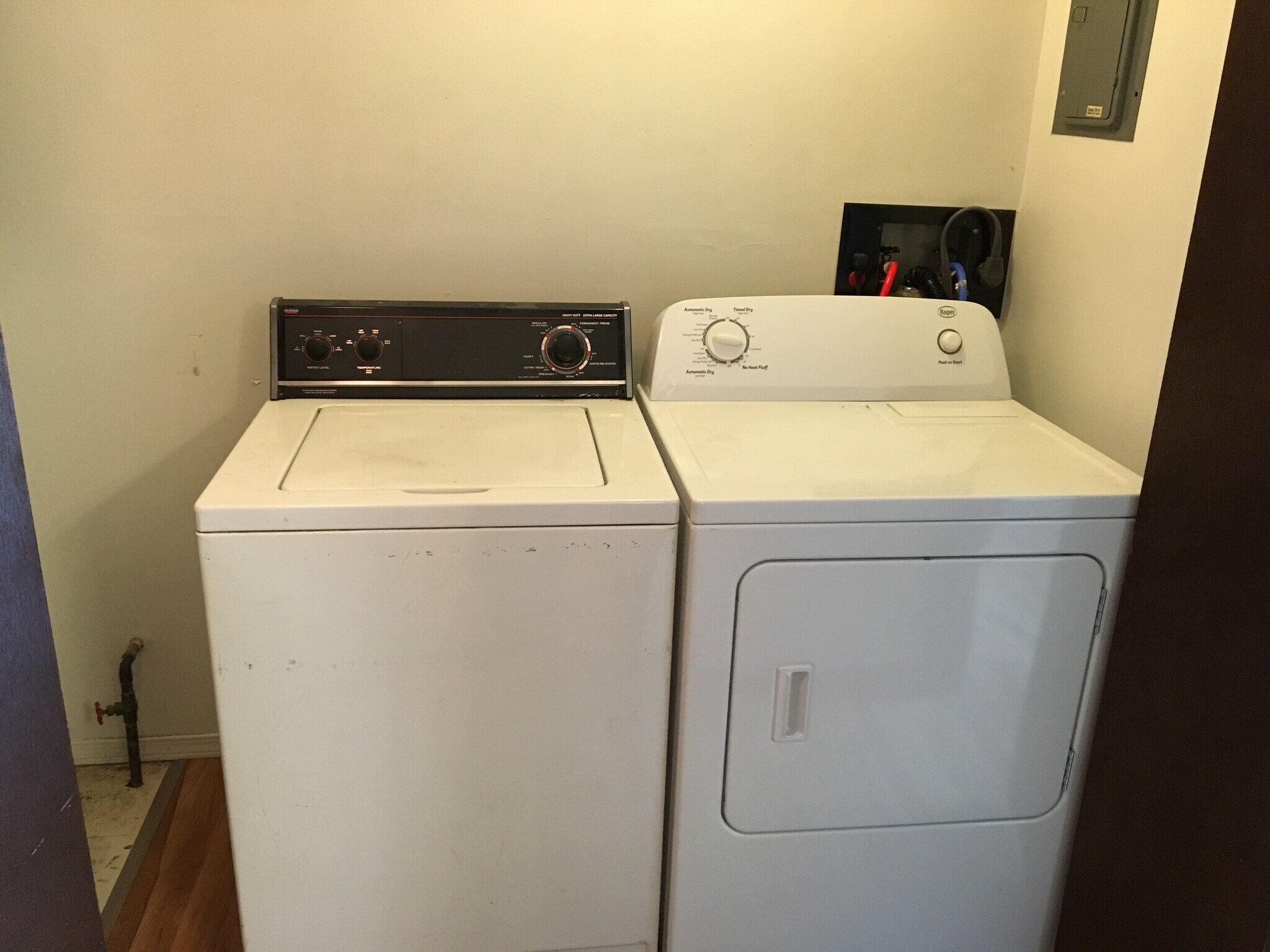Washer Dryer Hook-Ups - 807 Village Dr
