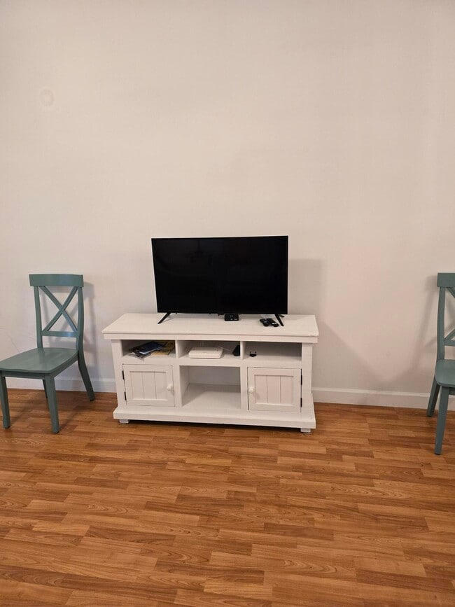 Building Photo - 7484 La Paz Blvd