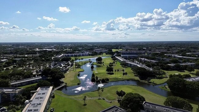 Building Photo - 4301 Martinique Cir