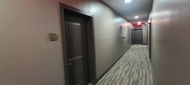 Building Photo - 111 75th St