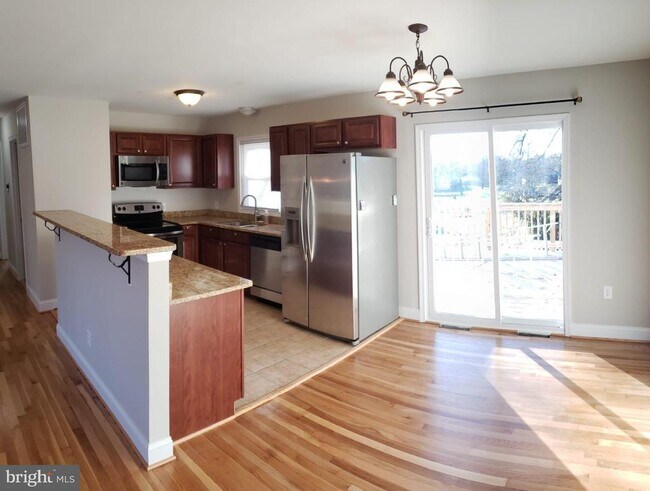 Building Photo - 123 Little Whim Rd