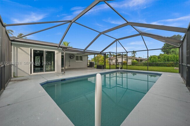Building Photo - 5212 Santa Rosa Ct