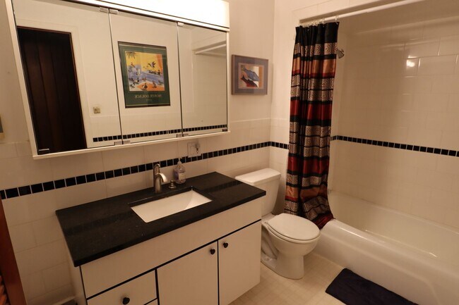 Building Photo - Move-In Special: 50% Off First Month’s Rent!-White River Access, Vaulted Ceilings, Natural Light,...