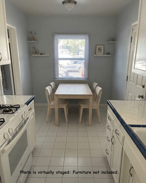 Building Photo - 4449 Kensington Rd