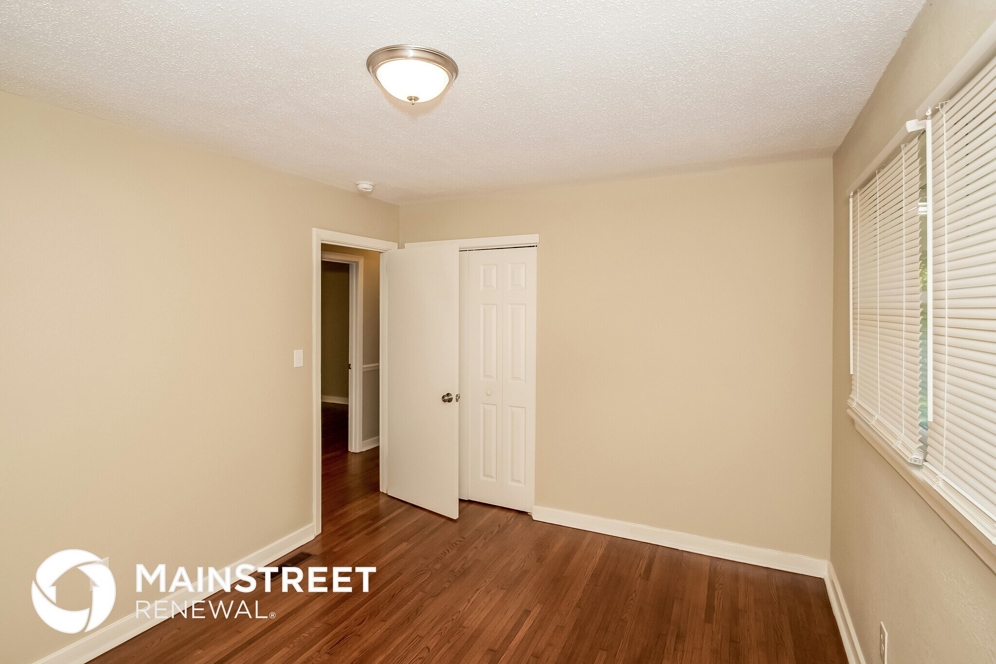 Building Photo - 417 13th Terrace NW