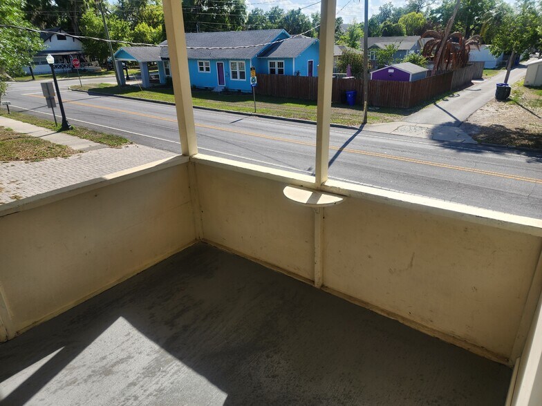 Building Photo - 1308 S New York Ave