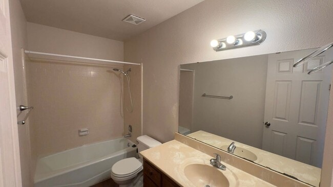 Building Photo - Coming Soon! Nice Apartment Home for Rent!