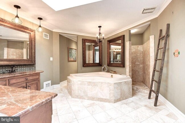 Building Photo - 11501 Skipwith Ln