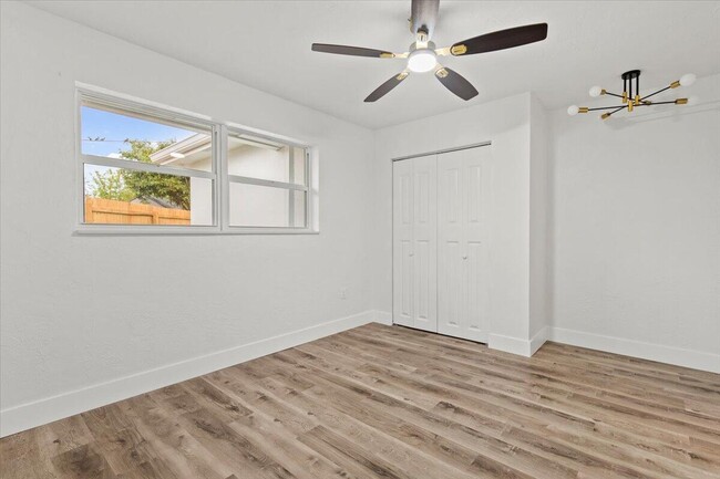 Building Photo - 379 Garden Blvd