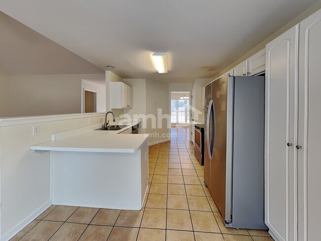 Building Photo - 1144 Regiment Dr NW