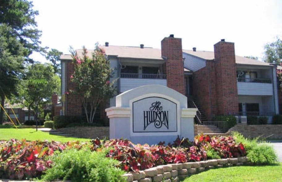 The Hudson 701 Shiloh Rd Tyler TX 75703 Apartment Finder