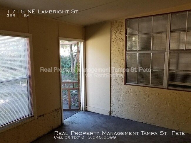 Building Photo - 1715 E Lambright St N