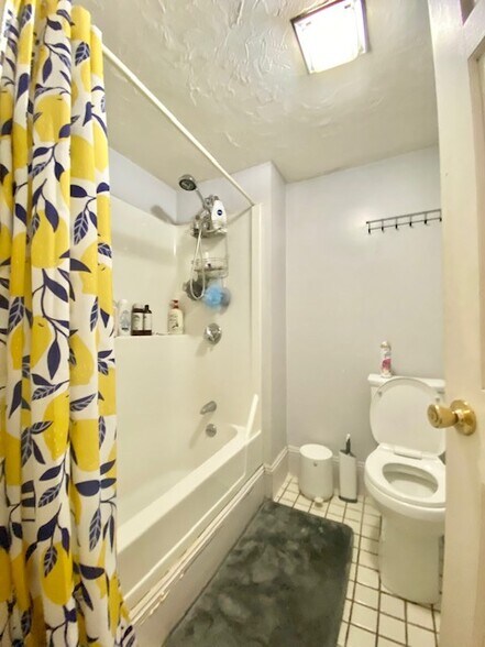 Building Photo - 880 Huntington Ave